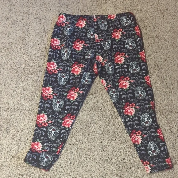 Terra & Sky Multicolor Floral Pants - Picture 7 of 15